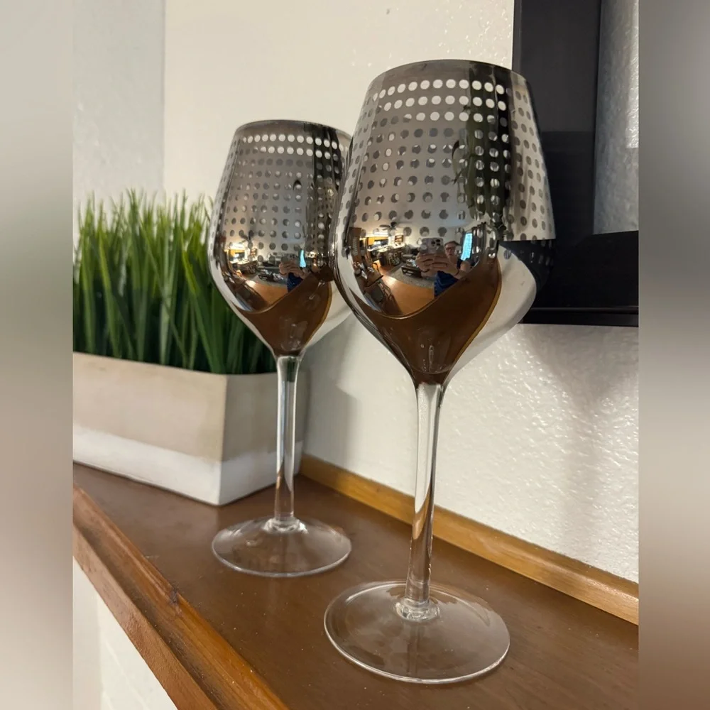 Lavish by Circleware Crystal, Silver Plated Art Deco, Red Wine Glasses, set of 2 - Picture 3 of 9